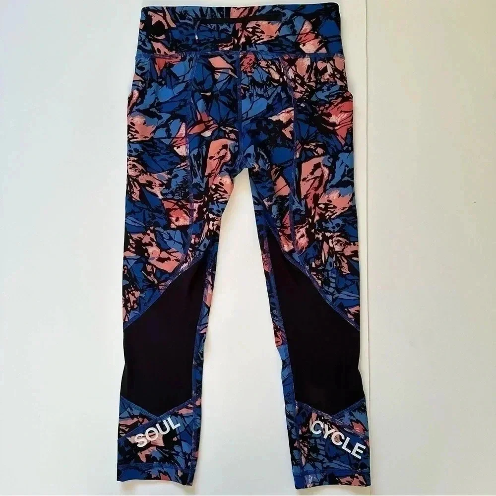 Lululemon Soul Cycle Pace Revival Crop Paint‎ Storm Size 4